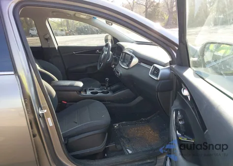 2019 Kia Sorento 3.3L Lx from USA, damaged, VIN 5XYPGDA55KG489620